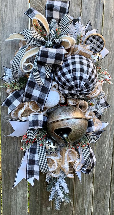 plaid christmas wreath